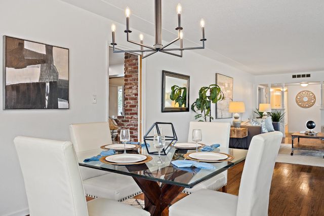 1619 W San Ramon Avenue, Fresno, CA 93711