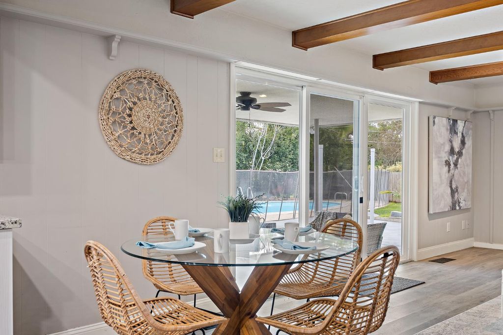 Image 12 of property listing at 1619 W San Ramon Avenue, Fresno, CA 93711