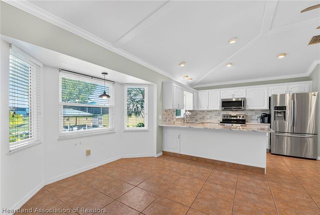 105 Fern Court, Lake Placid, FL 33852