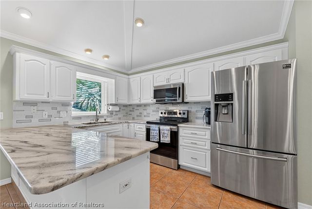 105 Fern Court, Lake Placid, FL 33852