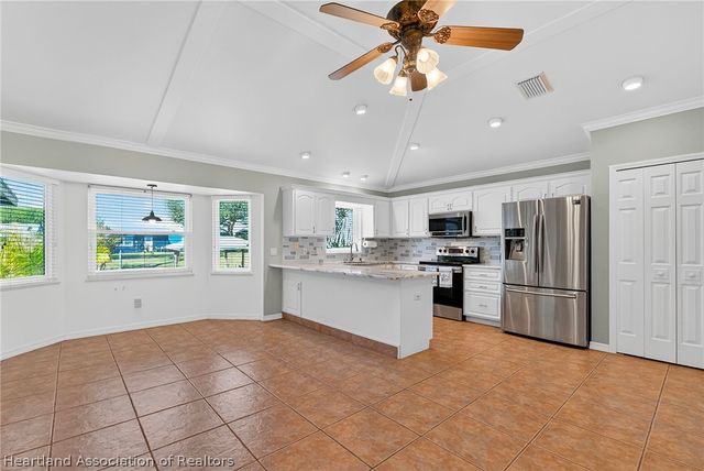 105 Fern Court, Lake Placid, FL 33852