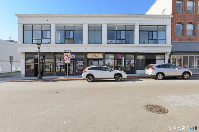 215-219 Bank Street 5, New London, CT 06320