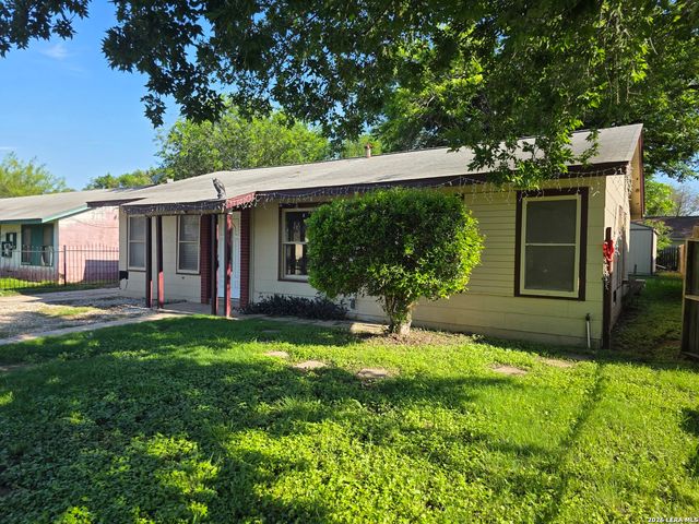 835 Utopia, San Antonio, TX 78223