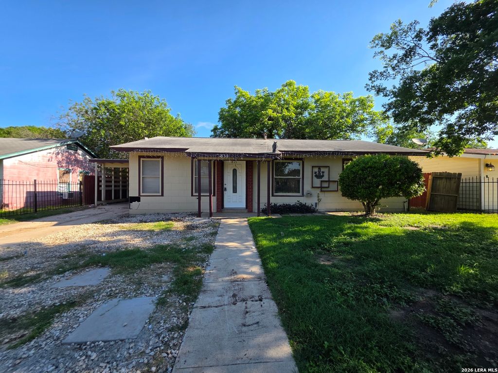 835 Utopia, San Antonio, TX 78223