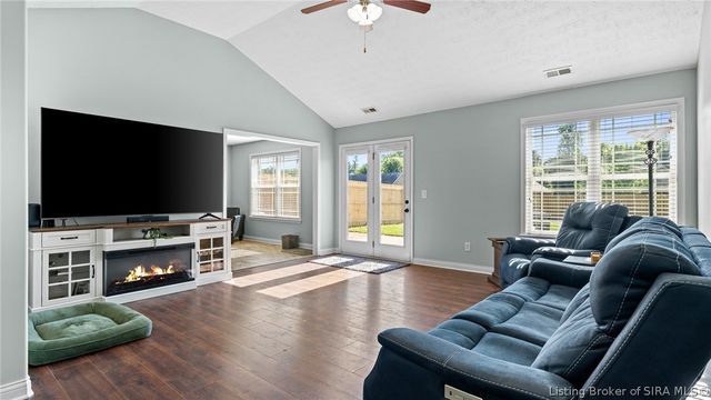 1006 Pioneer Lane, Greenville, IN 47124