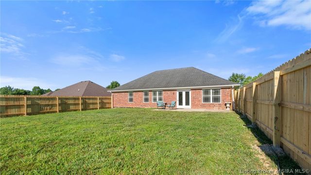 1006 Pioneer Lane, Greenville, IN 47124