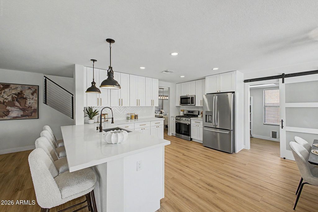 425 W MIDLAND Lane, Gilbert, AZ 85233 — photo 4