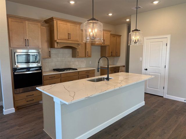 15172 Corbin Ct, College Station, TX 77845