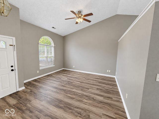 12915 Longleaf Lane, Fishers, IN 46038