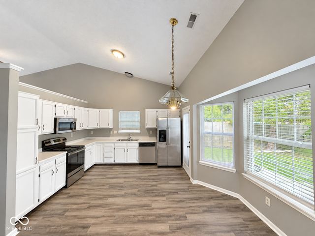 12915 Longleaf Lane, Fishers, IN 46038