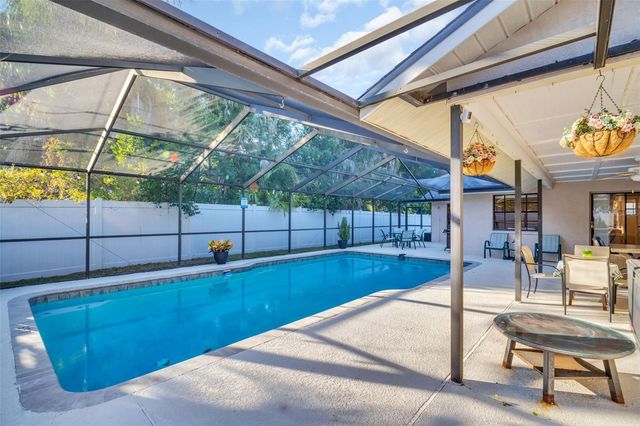 1374 VIEWTOP DRIVE, Clearwater, FL 33764