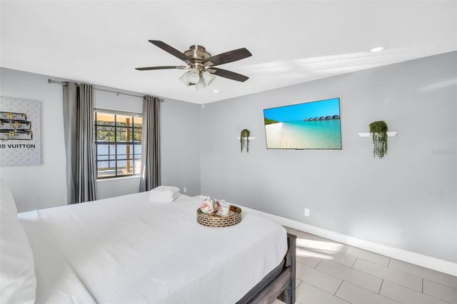 1374 VIEWTOP DRIVE, Clearwater, FL 33764