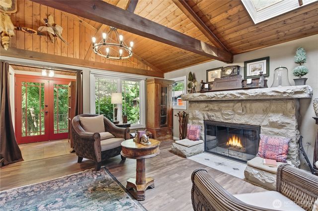 6017 64th Street W, University Place, WA 98467