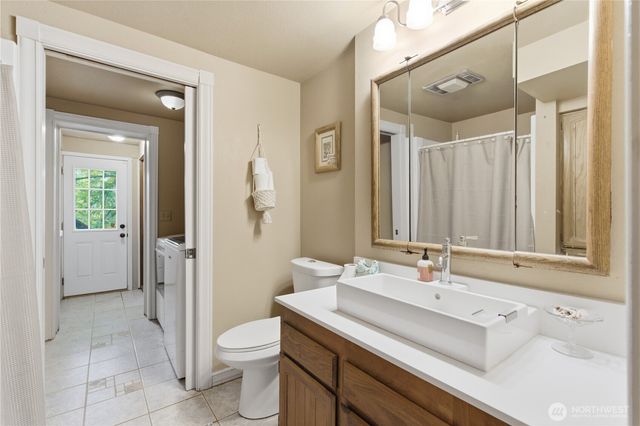 6017 64th Street W, University Place, WA 98467