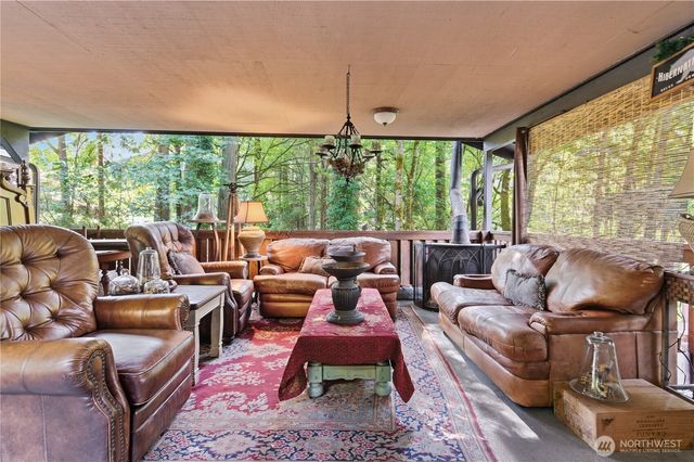 6017 64th Street W, University Place, WA 98467