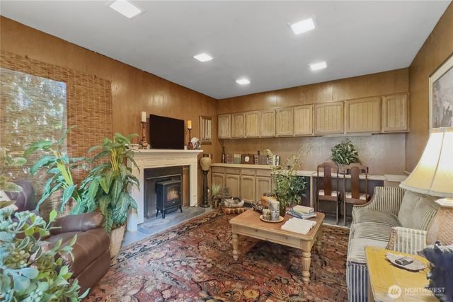 6017 64th Street W, University Place, WA 98467