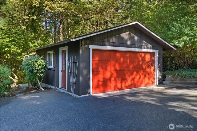 6017 64th Street W, University Place, WA 98467