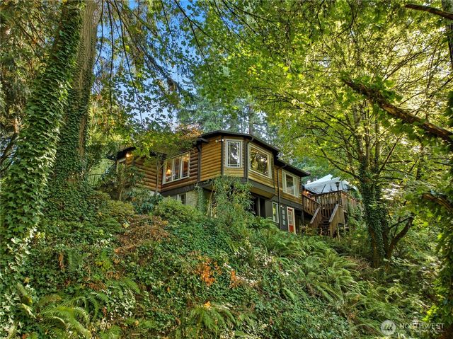 6017 64th Street W, University Place, WA 98467