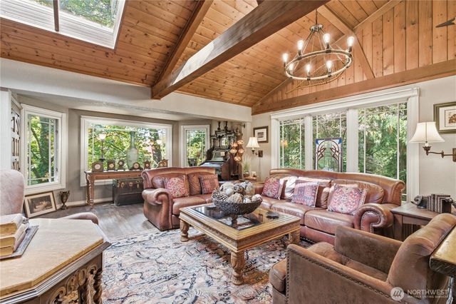 6017 64th Street W, University Place, WA 98467
