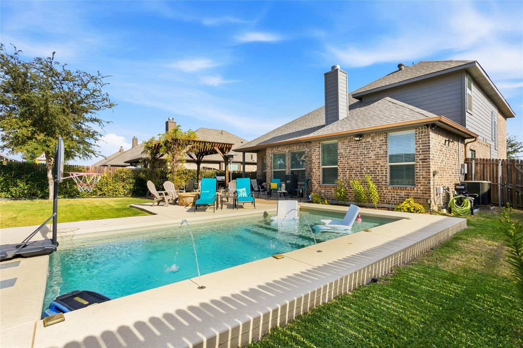 6016 Dunnlevy Drive, Fort Worth, TX 76179