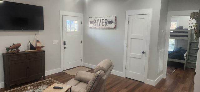 142 Beechview Dr, Clifton, TN 38425