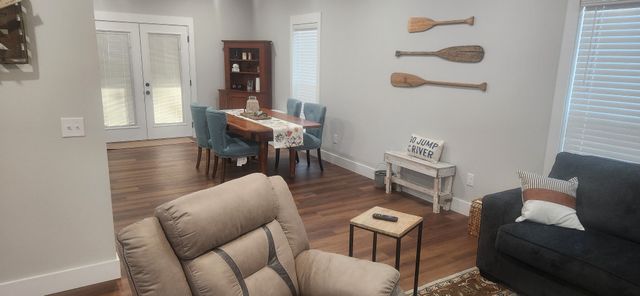 142 Beechview Dr, Clifton, TN 38425