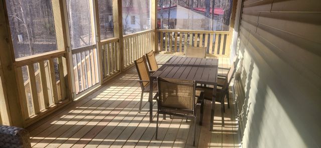 142 Beechview Dr, Clifton, TN 38425