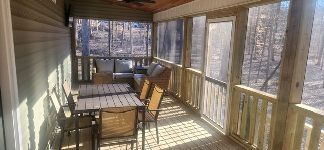 142 Beechview Dr, Clifton, TN 38425