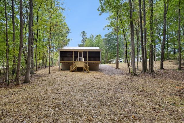 142 Beechview Dr, Clifton, TN 38425