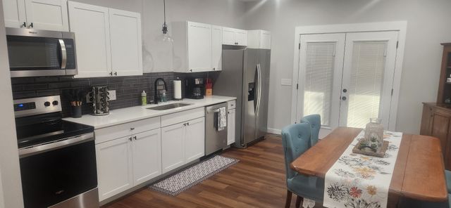 142 Beechview Dr, Clifton, TN 38425