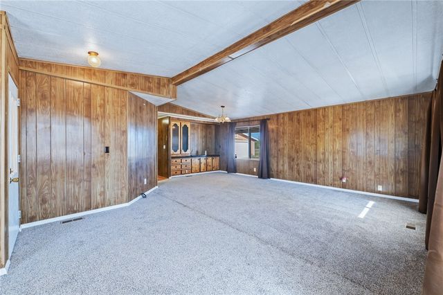 3475 N Adobe Road, Golden Valley, AZ 86413