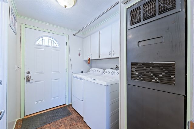 3475 N Adobe Road, Golden Valley, AZ 86413