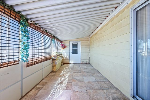 3475 N Adobe Road, Golden Valley, AZ 86413