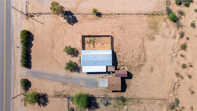 3475 N Adobe Road, Golden Valley, AZ 86413