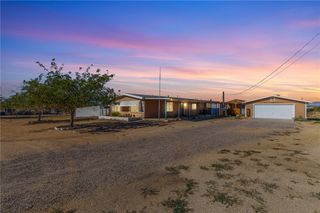 3475 N Adobe Road, Golden Valley, AZ 86413