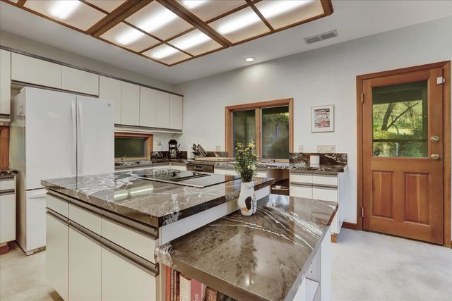 2790 Black Oak Rd, Auburn, CA 95602