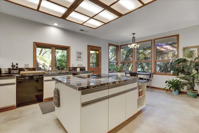 2790 Black Oak Rd, Auburn, CA 95602