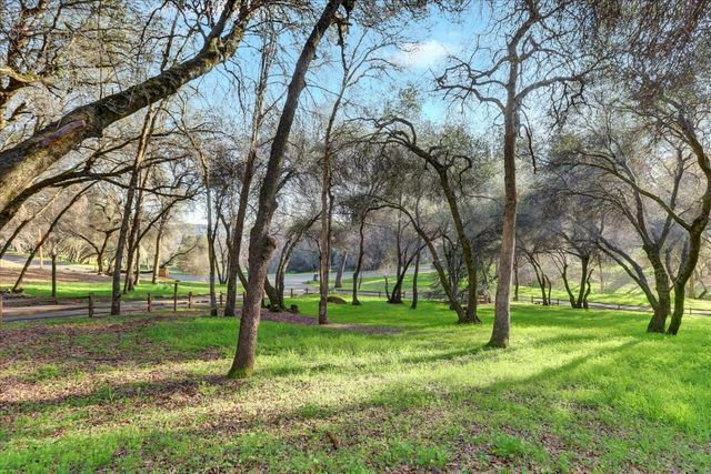 2790 Black Oak Rd, Auburn, CA 95602