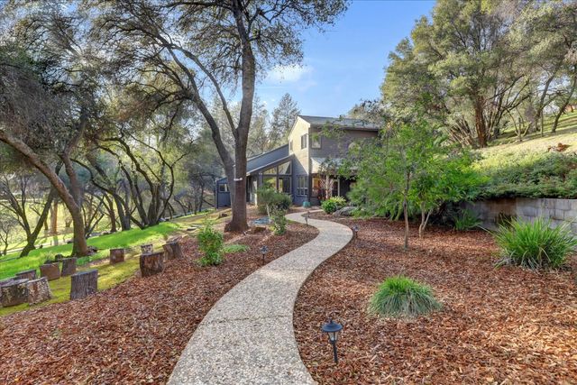 2790 Black Oak Rd, Auburn, CA 95602