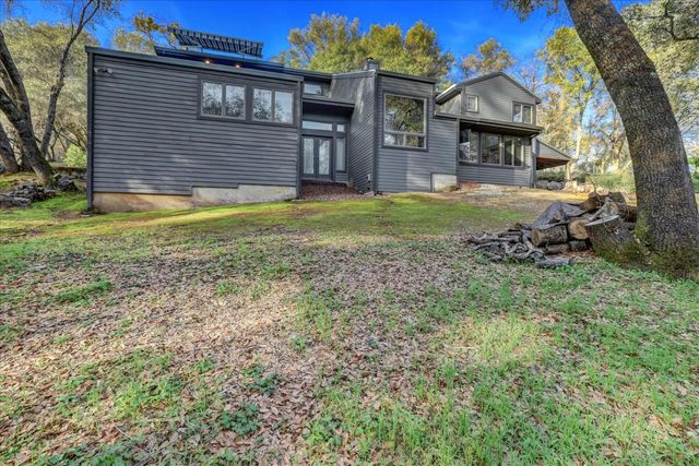 2790 Black Oak Rd, Auburn, CA 95602