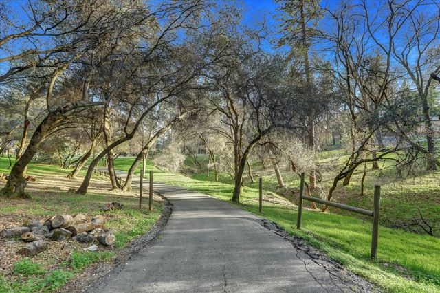 2790 Black Oak Rd, Auburn, CA 95602