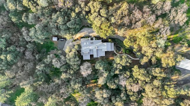 2790 Black Oak Rd, Auburn, CA 95602