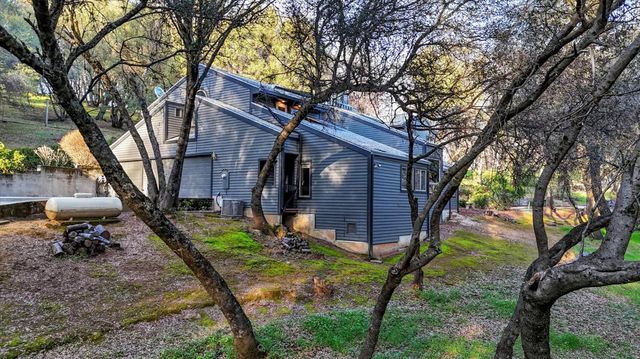 2790 Black Oak Rd, Auburn, CA 95602