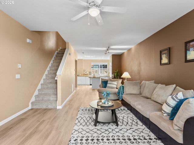 1520 Se CUTTER Ln, Vancouver, WA 98661