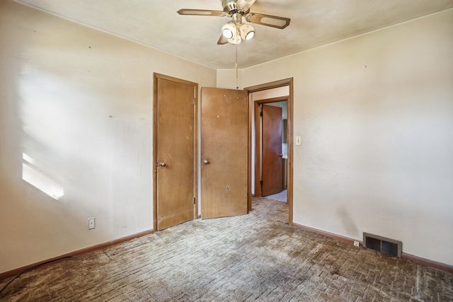 2530 Cody Street, Bettendorf, IA 52722