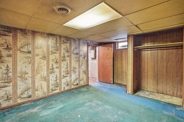 2530 Cody Street, Bettendorf, IA 52722