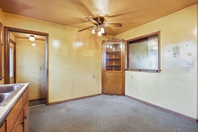 2530 Cody Street, Bettendorf, IA 52722