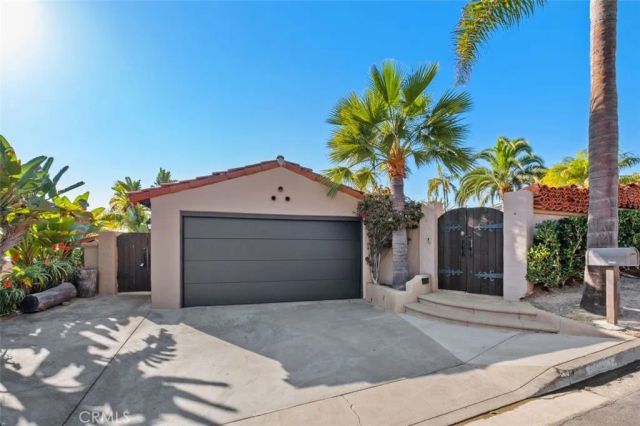 30851 Marilyn Drive, Laguna Beach, CA 92651