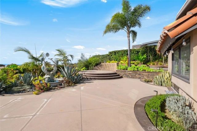 30851 Marilyn Drive, Laguna Beach, CA 92651