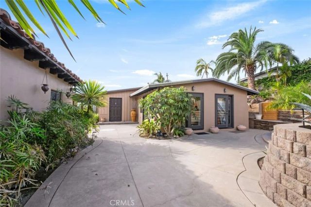 30851 Marilyn Drive, Laguna Beach, CA 92651